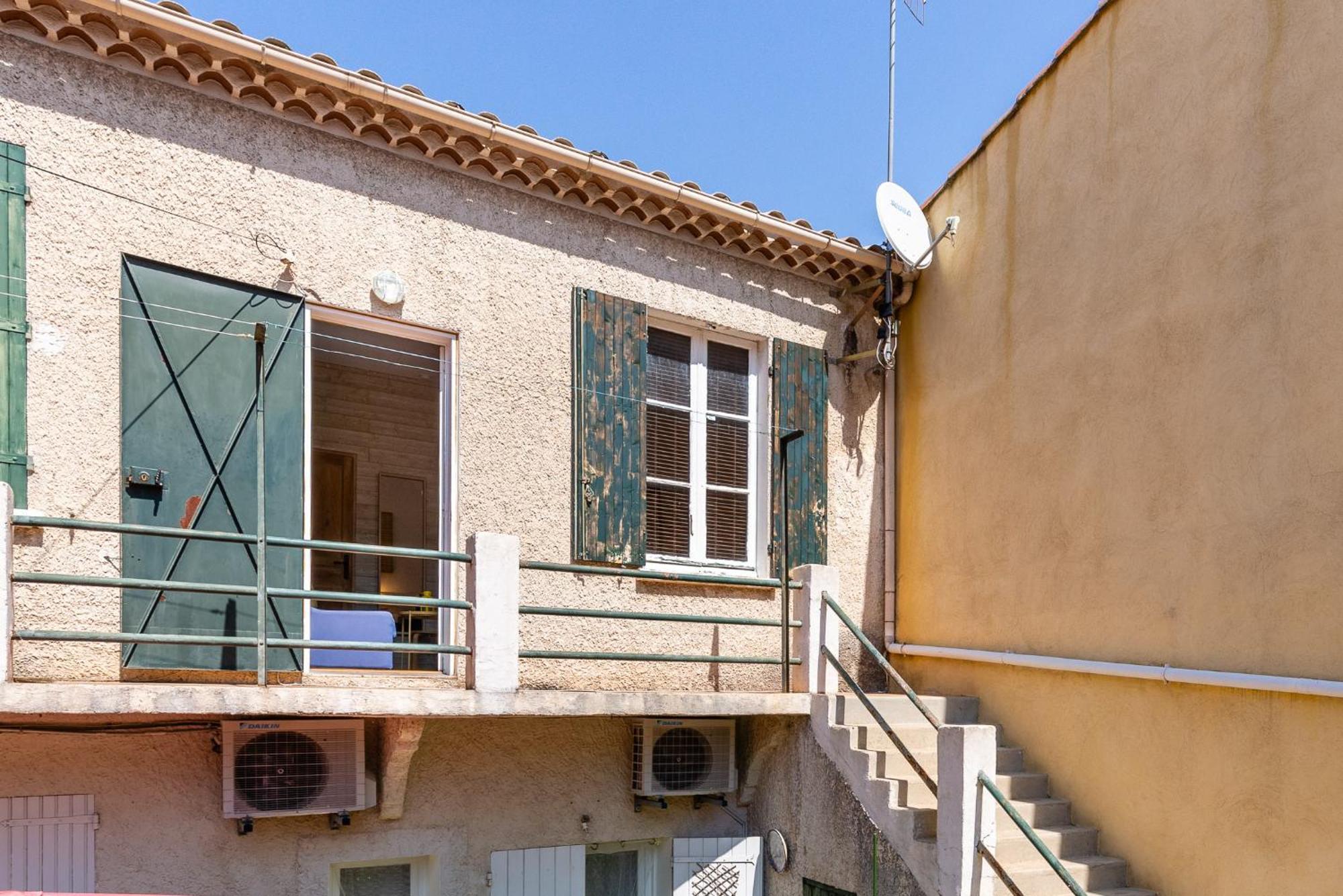 Soleil En Ville - Coeur De Ville, Climatisatise Et Au Calme Plein Sud A 300 M Du Port Vieux La Ciotat Szoba fotó